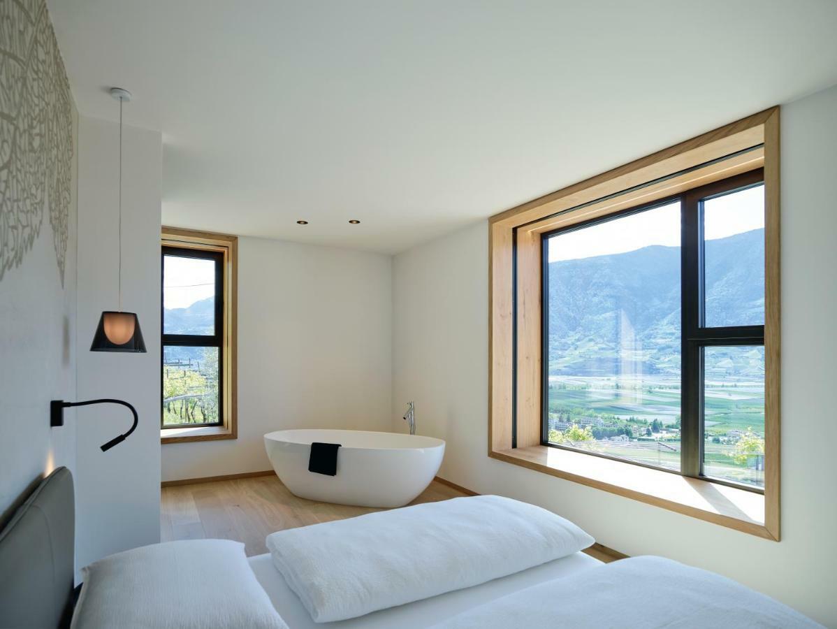Pratenberg Wine Lodge Merano Eksteriør billede